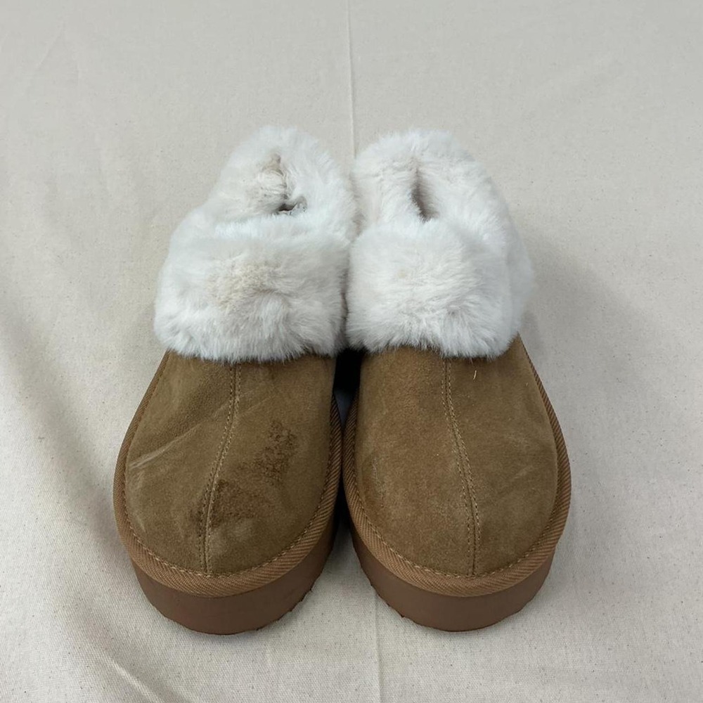 Cozy brown platform‎ slipper clogs with ultra-soft faux fur trim 🤎